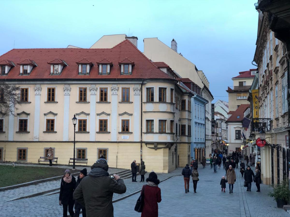 Pleasant Apartment Under The Bratislava Castle Bagian luar foto